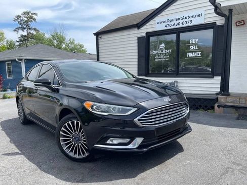 Used 2017 Ford Fusion SE w/ Fusion SE Technology Package image 1