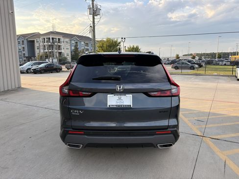 Certified 2024 Honda CR-V Sport-L image 7