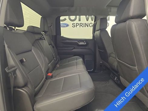 Used 2025 GMC Sierra 1500 SLT AWD/4WD image 12