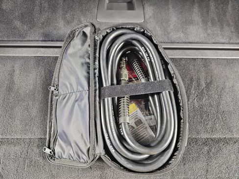 Used 2023 Rivian R1S Adventure image 34