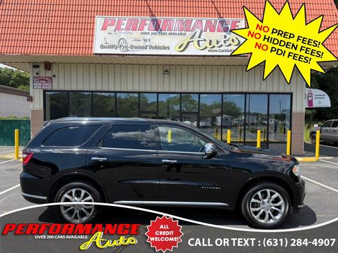 Used 2017 Dodge Durango Citadel w/ Technology Group AWD/4WD image 2