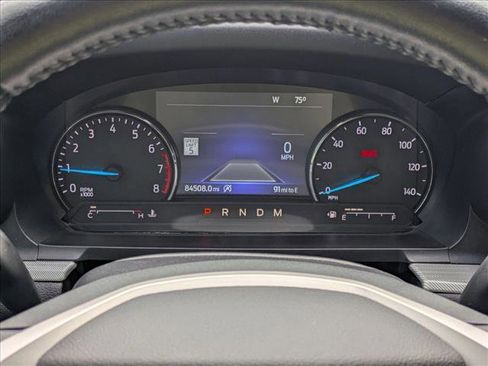 Used 2021 Ford Explorer XLT w/ Equipment Group 202A AWD/4WD image 11