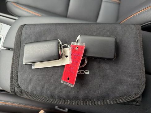 Used 2025 MAZDA CX-50 2.5 Turbo w/ Premium Plus Pkg image 15