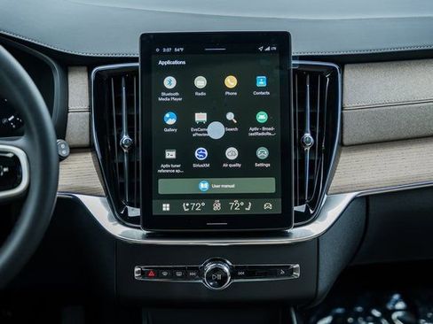 New 2026 Volvo XC90 B6 Plus w/ Protection Package Premier image 20