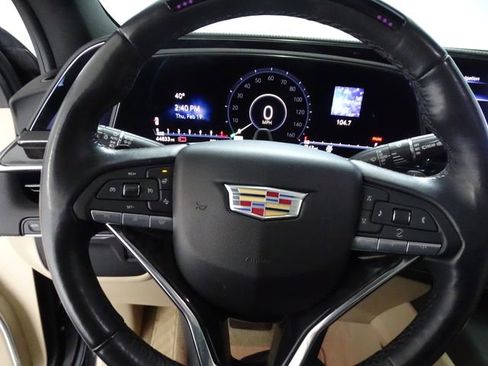 Certified 2023 Cadillac Escalade ESV Premium Luxury AWD/4WD image 7