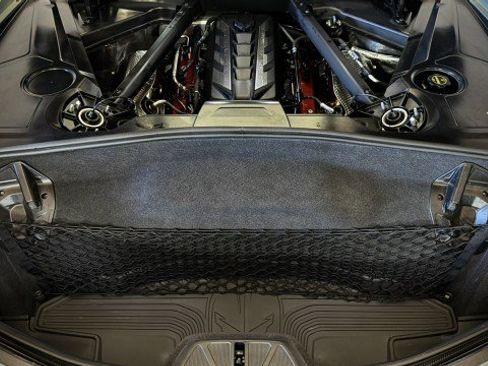 Used 2024 Chevrolet Corvette Stingray Premium Cpe w/ Z51 Performance Package RWD image 33