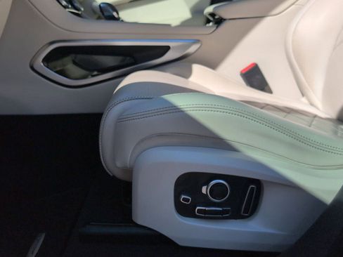 Used 2021 Jaguar F-PACE S image 5