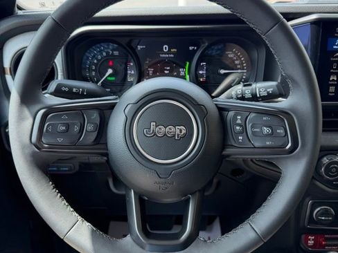 Used 2025 Jeep Wrangler Unlimited Sport S 4xe AWD/4WD image 16