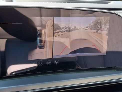 Certified 2023 Cadillac Lyriq 2WD image 14