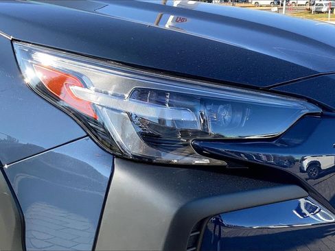 Certified 2025 Subaru Outback Premium image 31