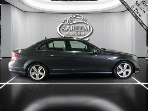 Used 2010 Mercedes-Benz C 300 C 300 image 4