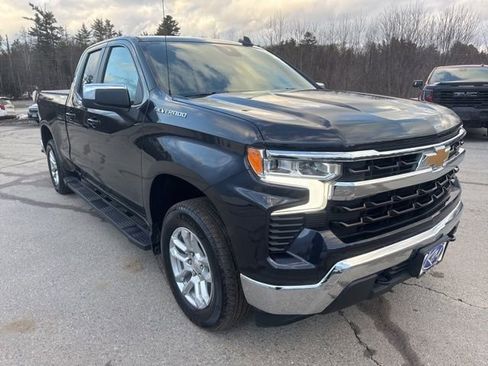 Used 2024 Chevrolet Silverado 1500 LT image 8