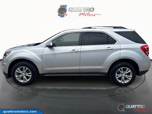 Used 2017 Chevrolet Equinox LT image 2