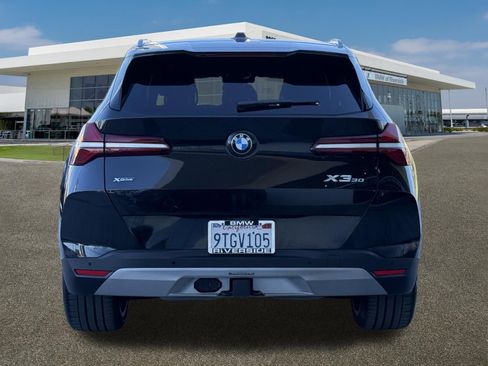 Used 2025 BMW X3 xDrive30i image 9