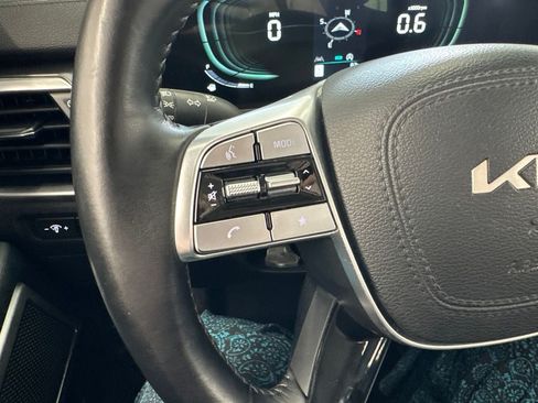 Used 2024 Kia Telluride S FWD image 19