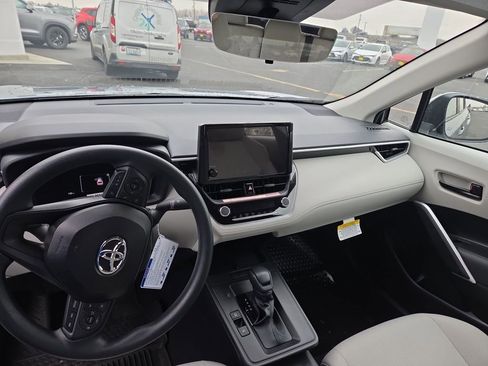 New 2026 Toyota Corolla Cross L image 27