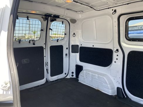 Used 2021 Nissan NV200 SV w/ Sliding Door Glass Package FWD image 21