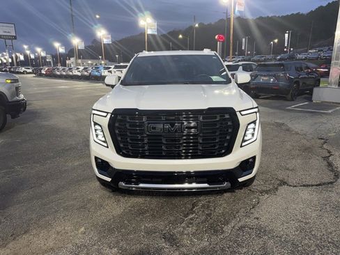 Used 2025 GMC Yukon XL Denali Ultimate image 3