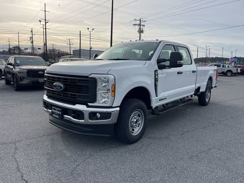 New 2026 Ford F350 XL w/ XL Chrome Package image 1