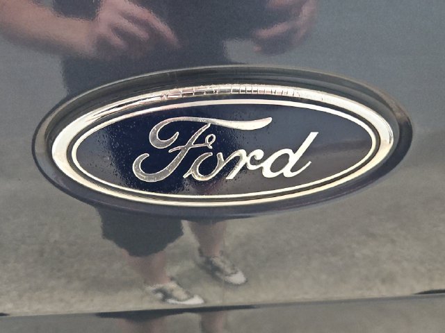 Used 2004 Ford F150 Lariat RWD image 38