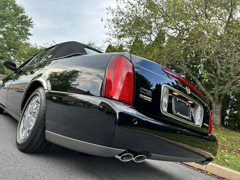 Used 2005 Cadillac De Ville w/ Limited Edition Package FWD image 96