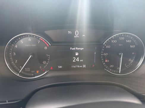 Used 2022 Cadillac XT6 Premium Luxury AWD/4WD image 16