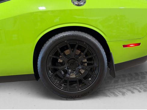 Used 2015 Dodge Challenger R/T Scat Pack RWD image 46