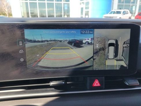 Used 2025 Kia Carnival SX image 31