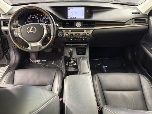 Used 2015 Lexus ES 350 w/ Premium Package FWD image 28