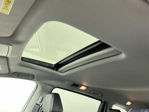 Used 2022 Honda Odyssey EX-L image 18