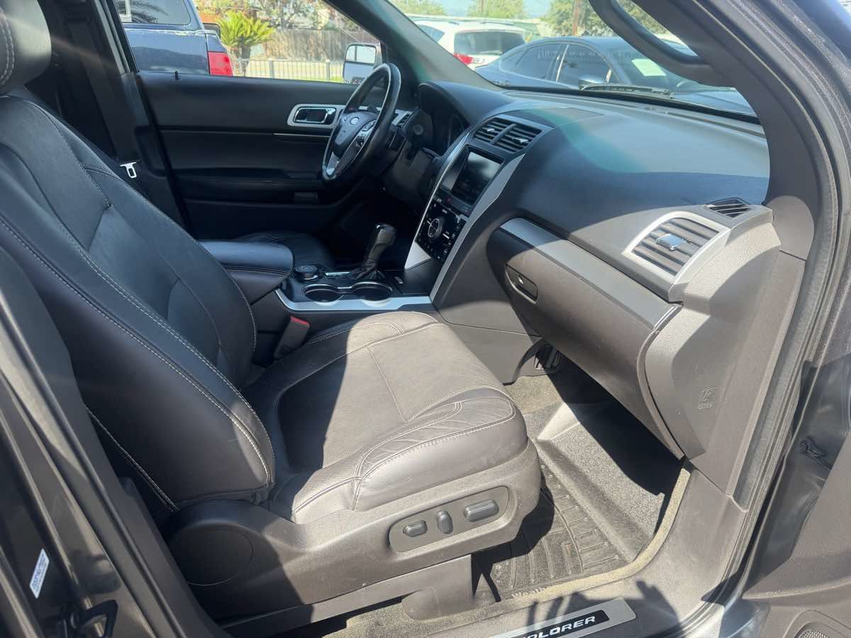 Used 2015 Ford Explorer Sport w/ Equipment Group 401A AWD/4WD image 33