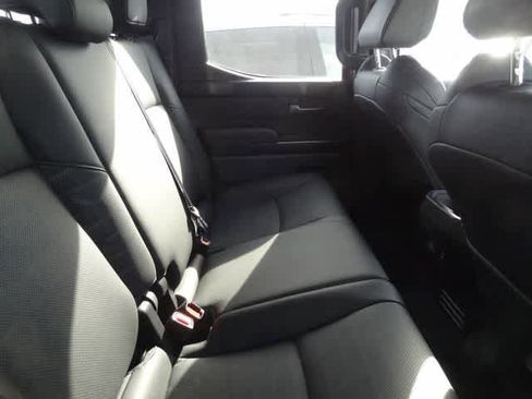 Used 2025 Toyota Tacoma TRD Sport w/ TRD Sport Premium Package image 13