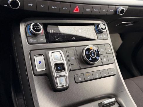 Used 2025 Hyundai Palisade Calligraphy image 23