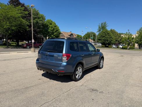 Used 2010 Subaru Forester 2.5X Limited AWD/4WD image 7