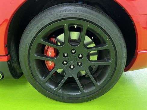 Used 2004 Dodge Viper SRT-10 RWD image 16