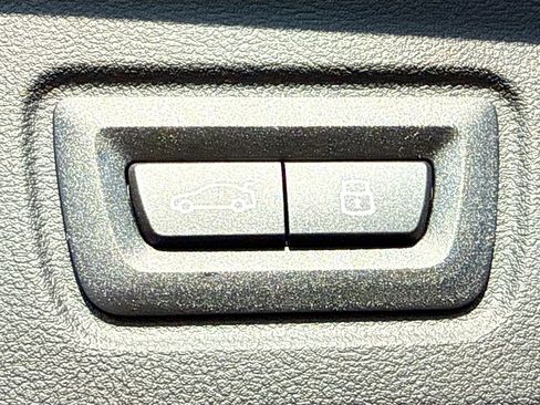 New 2026 BMW i4 eDrive40 w/ Parking Assistance Package image 12