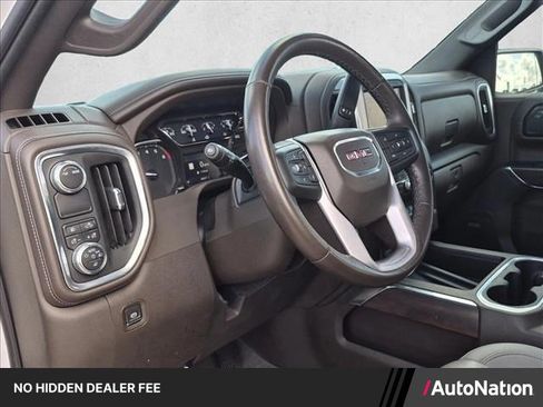 Used 2022 GMC Sierra 1500 SLT RWD image 1