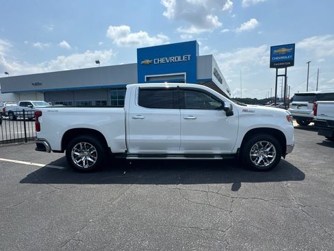 Used 2026 Chevrolet Silverado 1500 LTZ w/ LTZ Premium Package AWD/4WD image 5