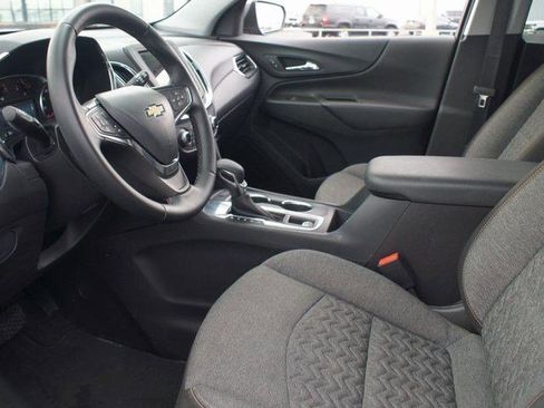 Used 2024 Chevrolet Equinox LT image 13