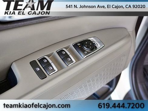 Certified 2026 Kia Carnival EX FWD image 24
