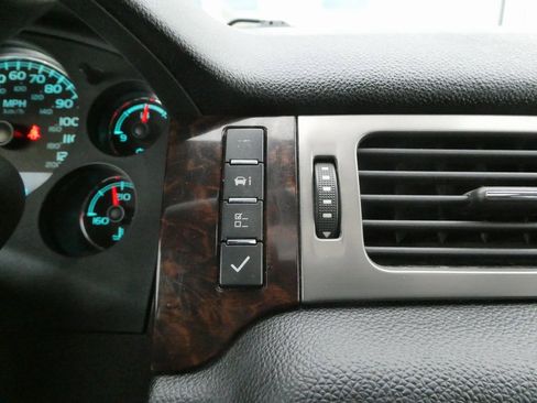 Used 2012 GMC Yukon Denali image 12