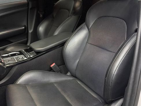 Used 2021 Kia Stinger GT-Line image 6