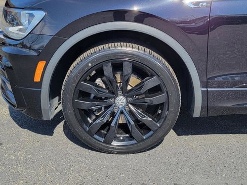 Used 2020 Volkswagen Tiguan SE R-Line image 14