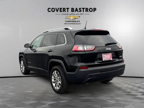 Used 2019 Jeep Cherokee Latitude Plus image 5