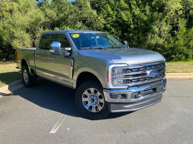 Used 2024 Ford F250 Lariat w/ Lariat Ultimate Package AWD/4WD image 1