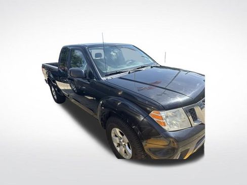 Used 2012 Nissan Frontier SV RWD image 8