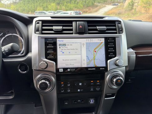 Used 2020 Toyota 4Runner Limited image 27