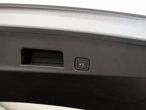 Certified 2024 Chevrolet Traverse RS w/ LPO, Floor Liner Package image 33