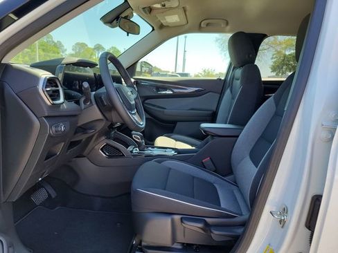 New 2026 Chevrolet TrailBlazer LT FWD image 18