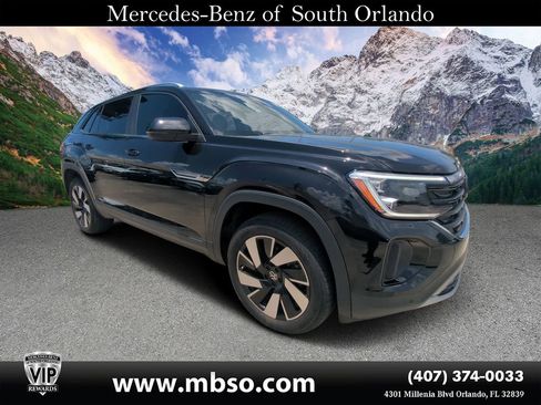 Used 2024 Volkswagen Atlas Cross Sport SE image 1